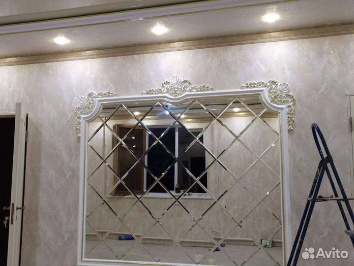Зеркальное панно
