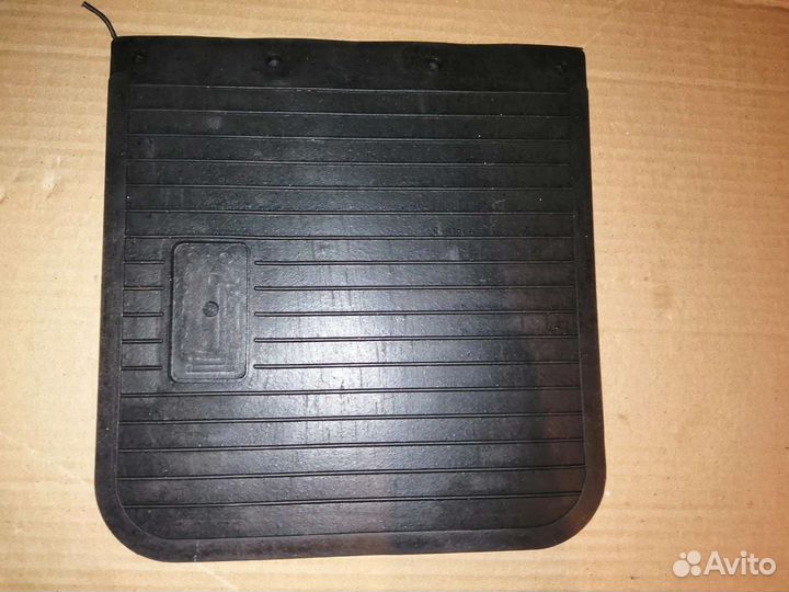 Брызговик Урал с вырезом под Кардан