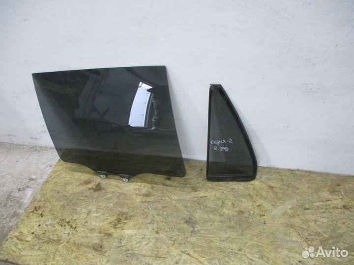 Стекло двери Митсубиси Лансер Седия