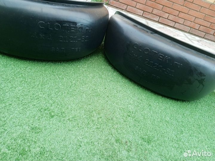 Поткрыльники