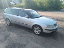 Volkswagen Passat 1.8 AT, 1999, 290 000 км, с пробегом, цена 280 000 руб.