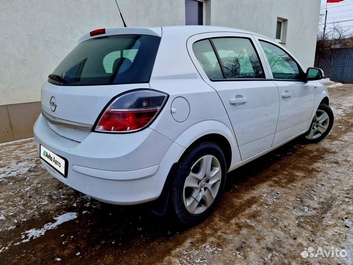 Opel Astra 1.6 МТ, 2012, 126 000 км