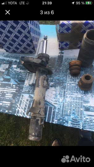 Стойки передние Форд куга1