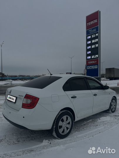 Skoda Rapid 1.6 AT, 2015, 238 400 км