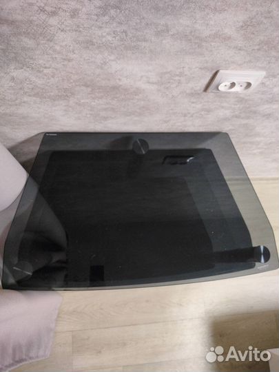 Стеклянная тумба под тв