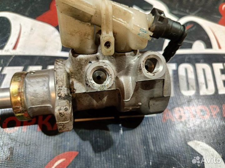 Главный тормозной цилиндр Ford Focus 1 седан