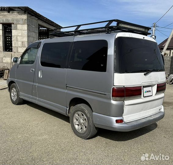 Toyota Hiace Regius 2.7 AT, 1997, 157 000 км