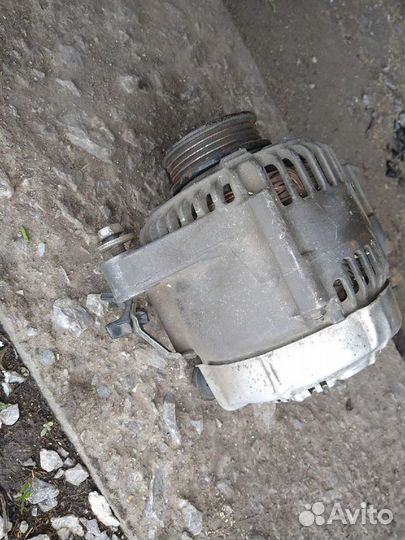 Продам генератор на toyota 1.5л. В наличии 2 шт