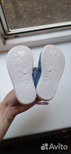 Сандалии для девочки