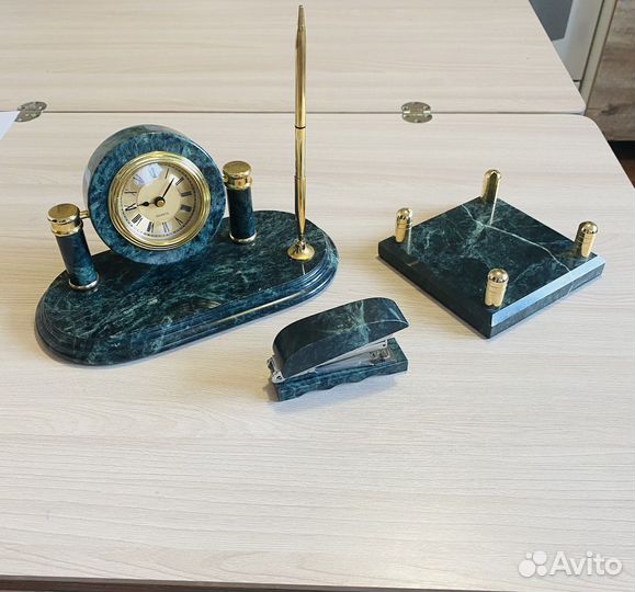 Часы настольные