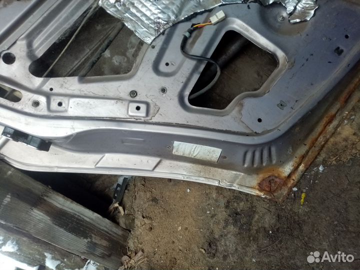 Задние двери ваз 2110