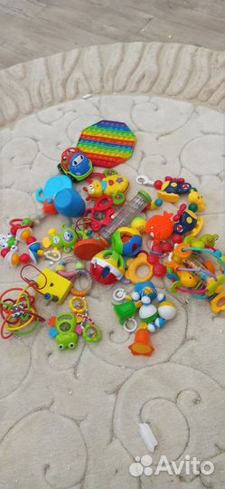 Игрушки для малышей