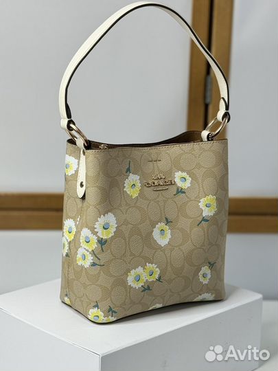 Сумка Coach с ромашками