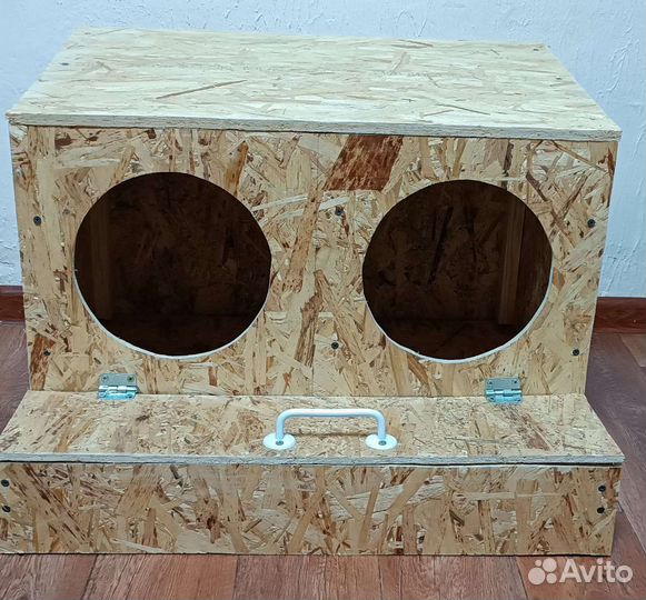 Гнездо для кур с яйцесборником