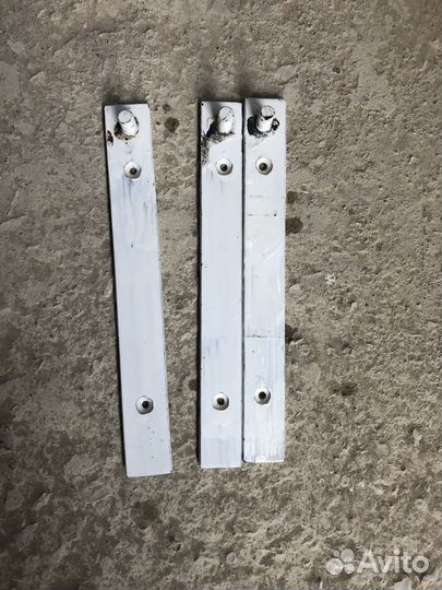 Стойка для дверей