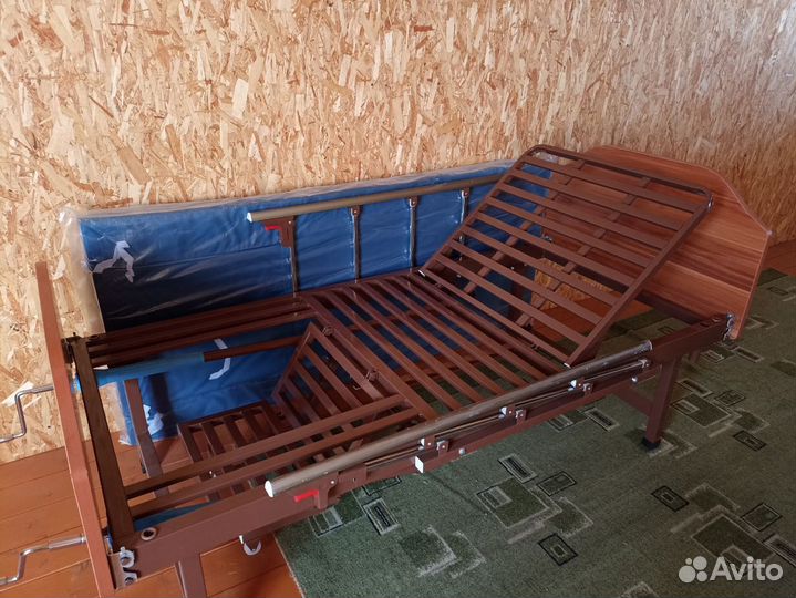 Кровать медицинская металлическая