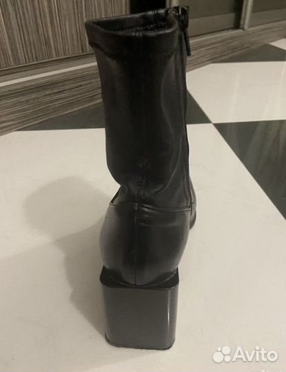 Пооусапожки