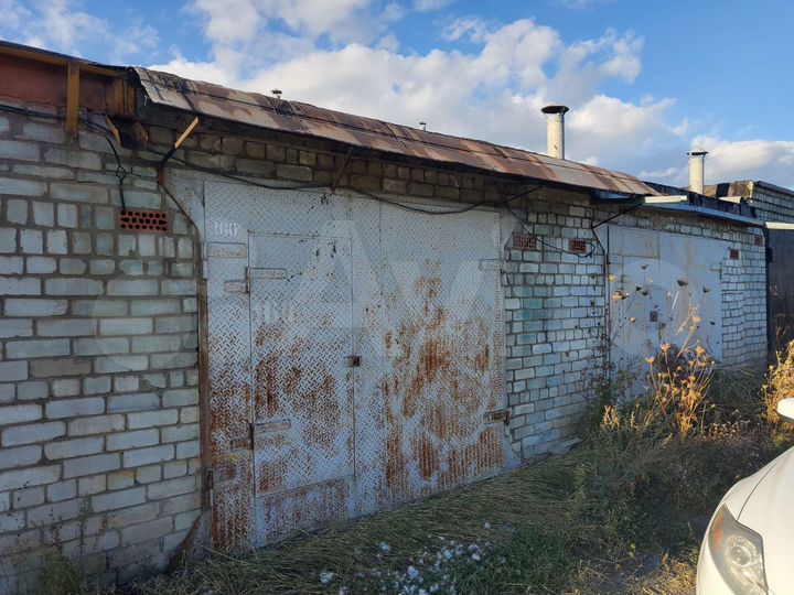 Гараж, > 30 м²