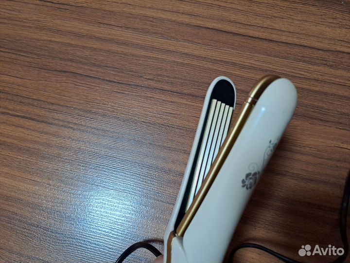 Выпрямитель для волос