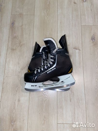 Коньки bauer supreme pro (стелька 29 см)
