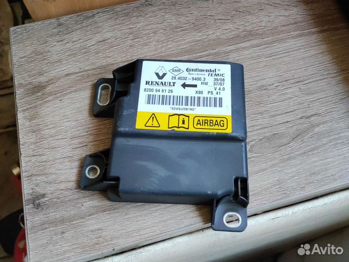 Блок Airbag SRS на Renault 8201163278
