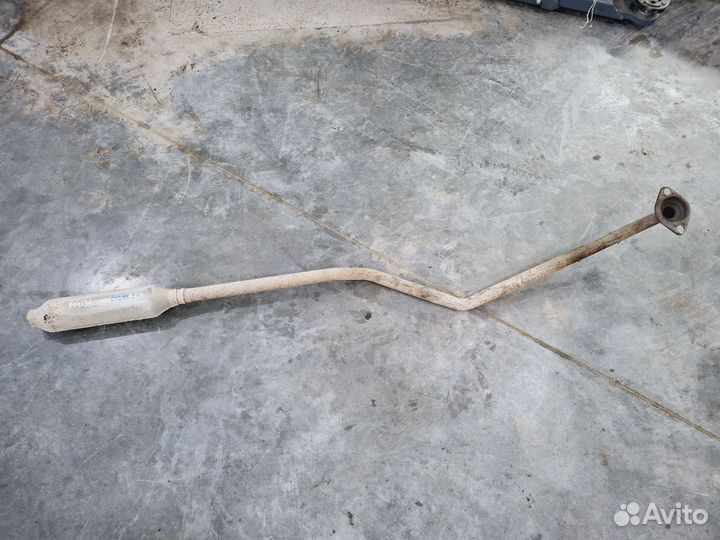 Приемная труба глушителя Renault Logan II 2014