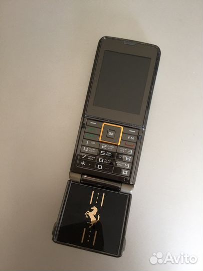 Телефон Vertu F480 Ferrari