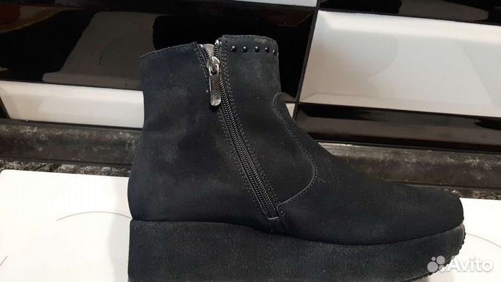 Полуботинки