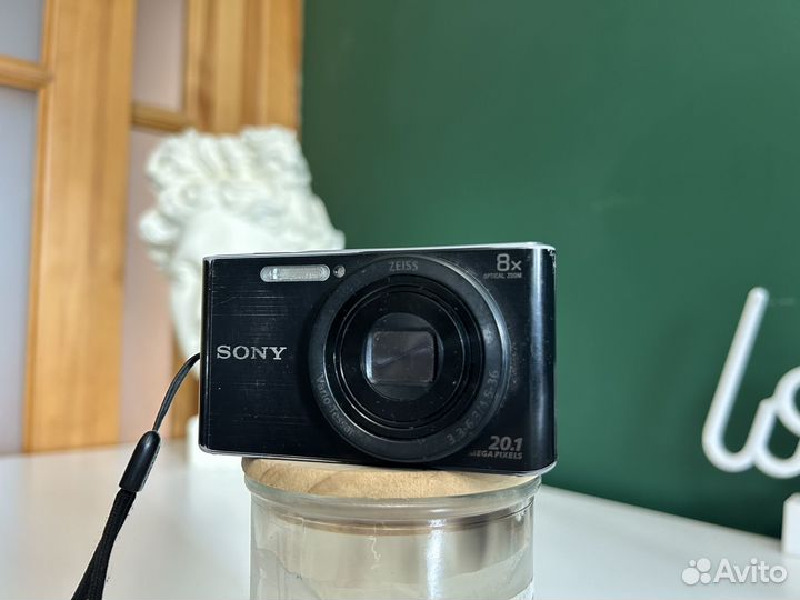 Цифровой фотоаппарат Sony Cyber-Shot DSC-W830