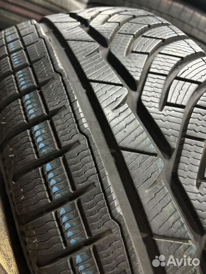 Michelin Pilot Alpin PA4 235/55 R17