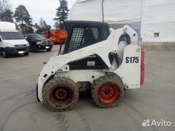 Стекло боковое на Bobcat S130/150/160/175/185/205