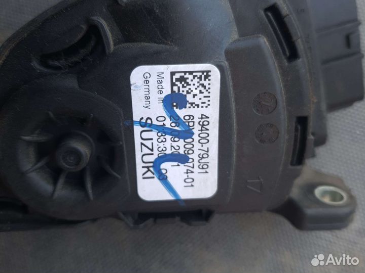 Педаль газа Suzuki SX4 2012г м16а