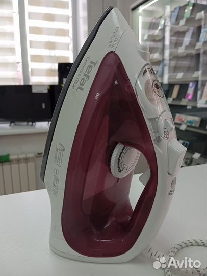 Утюг Tefal Comfort Glide FV2683