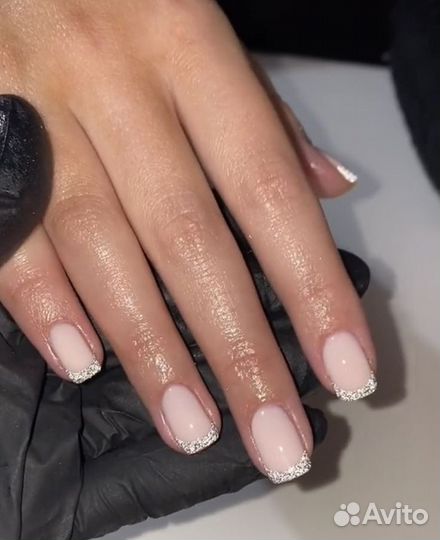 Маникюр на дому