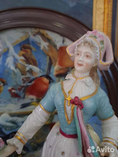 Статуэтка. Фарфор