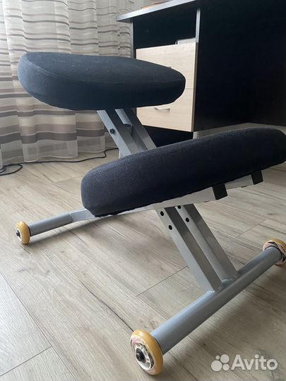 Коленный стул smartstool