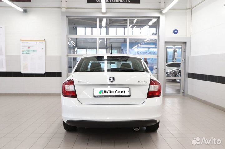 Skoda Rapid 1.6 AT, 2019, 136 000 км