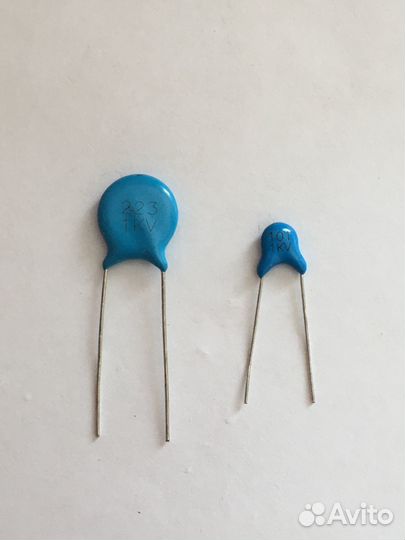 Конденсатор 1KV