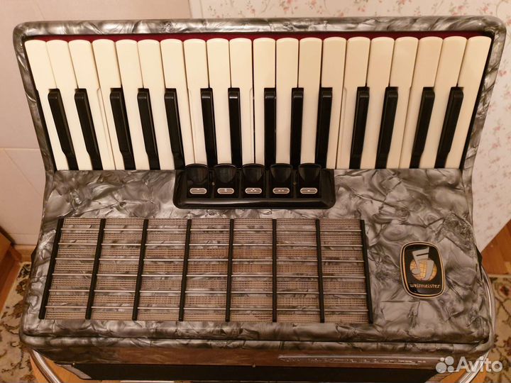 Аккордеон Weltmeister Stella. Размер 3/4. Видео