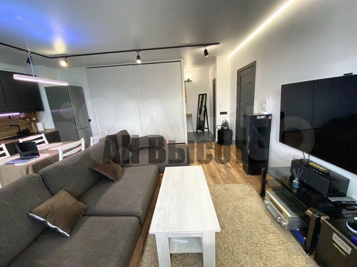 2-к. квартира, 56 м², 9/10 эт.