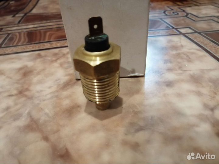 Датчик температуры до 150 градусоврезьба 1/2-14