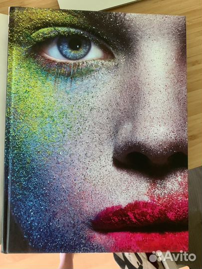 Книга Краски. История макияжа - Лиза Элдридж