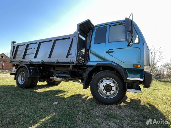 Самосвал 10 м³ Nissan Diesel UD, 2007