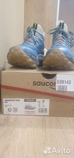 Кроссовки женские saucony 39 eu