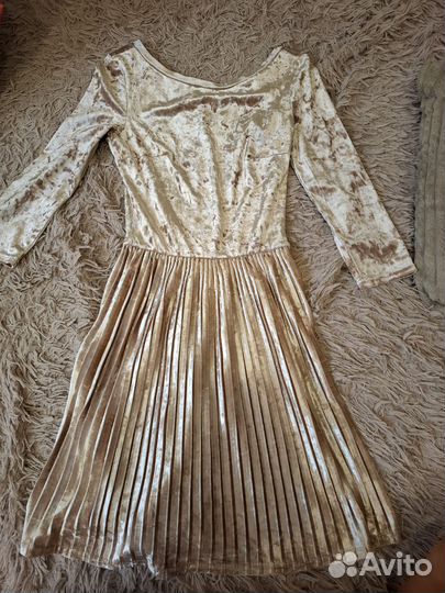 Платье из велюра