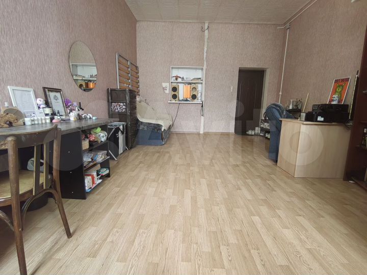 Комната 52,2 м² в 6-к., 4/4 эт.