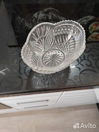 Ваза хрустальная