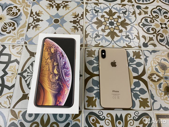 iPhone Xs, 64 ГБ