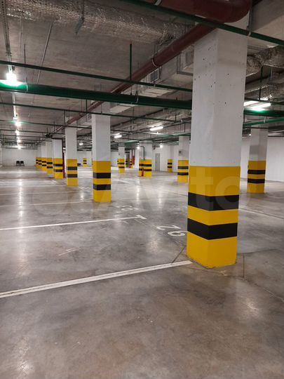 Машиноместо, 20 м²