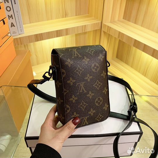 Сумка Louis Vuitton через плечо новая